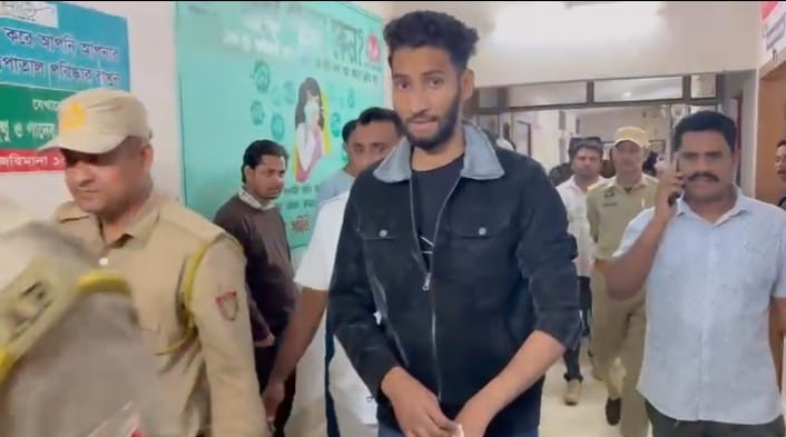 Masum Ahmed Arrested in Hailakandi for ₹80 Lakh Fraud; West Bengal Police Attacked During Operation. Masum Ahmed Arrested in Hailakandi for ₹80 Lakh Fraud; West Bengal Police Attacked During Operation.