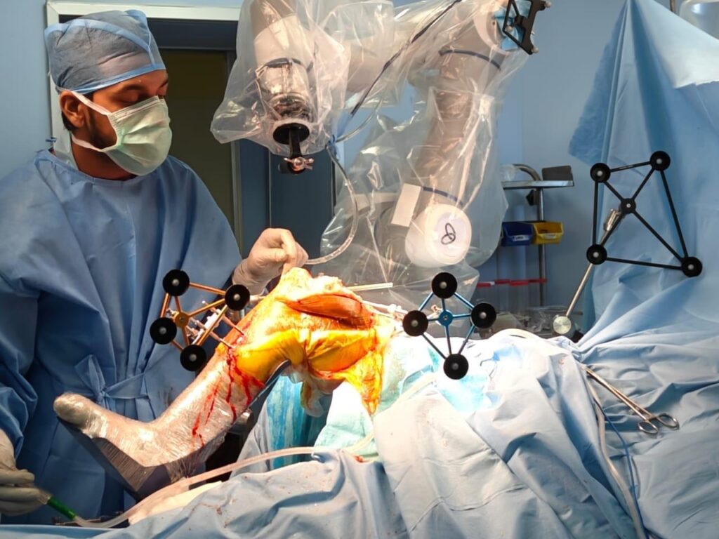 Assam’s First Robotic Knee Replacement Surgery Successfully Conducted! 🚨 Assam’s First Robotic Knee Replacement Surgery Successfully Conducted! 🚨
