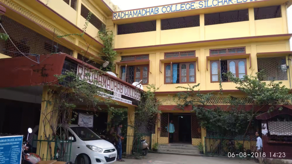 Diploma Course Graduates Receive Certificates at Radhamadhav College Diploma Course Graduates Receive Certificates at Radhamadhav College