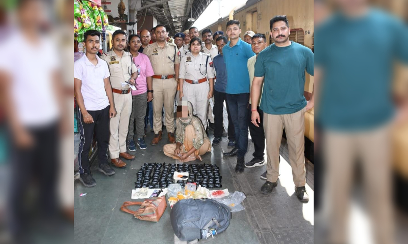 Assam police arrest a woman and confiscate WY pills valued at Rs 5 crore. Assam police arrest a woman and confiscate WY pills valued at Rs 5 crore.