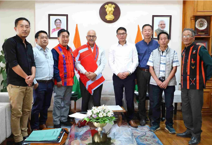 To discuss tribal issues, the governor of Manipur meets with the Tangkhul Naga people. To discuss tribal issues, the governor of Manipur meets with the Tangkhul Naga people.