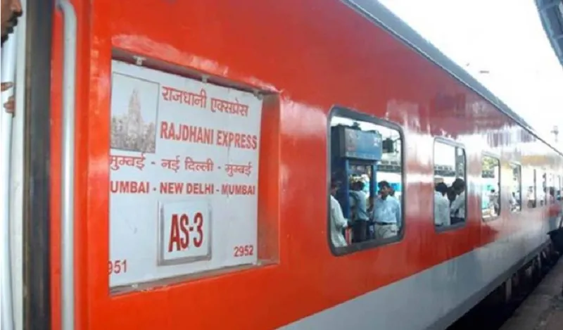 New Delhi-Dibrugarh With the new LHB rake, Rajdhani Express was updated. New Delhi-Dibrugarh With the new LHB rake, Rajdhani Express was updated.