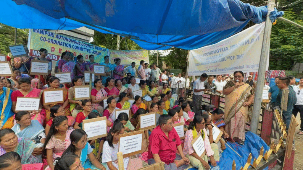 Manipuri Community in Silchar Holds Massive Protest, Renews Call for Autonomous Council Manipuri Community in Silchar Holds Massive Protest, Renews Call for Autonomous Council