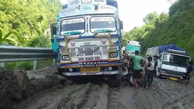 Truckers in Kolasib, Mizoram, declare a four-day strike due to the state of NH-306. Truckers in Kolasib, Mizoram, declare a four-day strike due to the state of NH-306.
